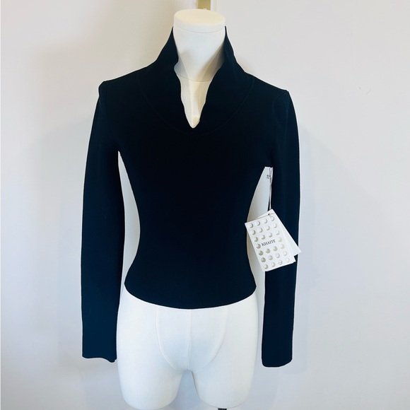KHAITE | Tops | Khaite Kleo Cropped Long Sleeve Cropped Knit Top